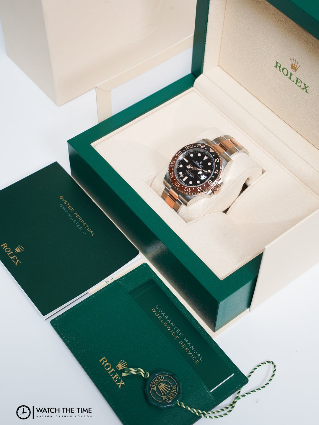 Rolex GMT-Master II Rootbeer 126711CHNR  Black Stainless Steel & Rose Gold - 2022