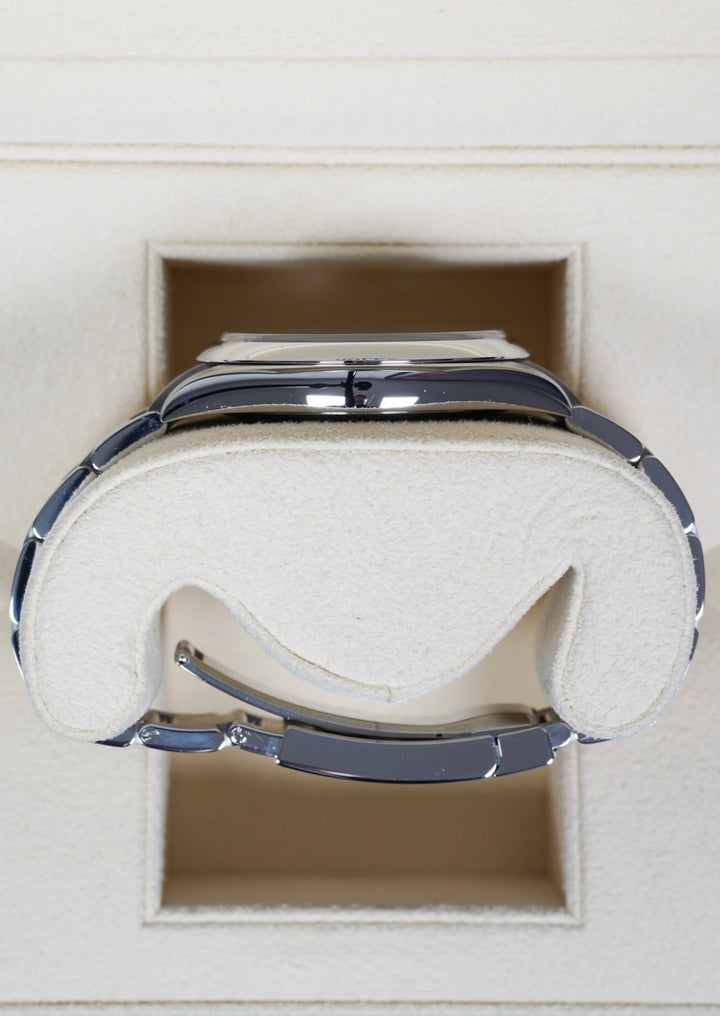 Rolex Oyster Perpetual 124300 - 2025