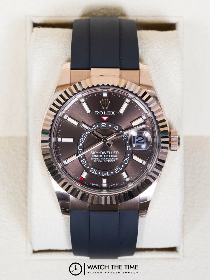 Rolex Sky-Dweller 326235