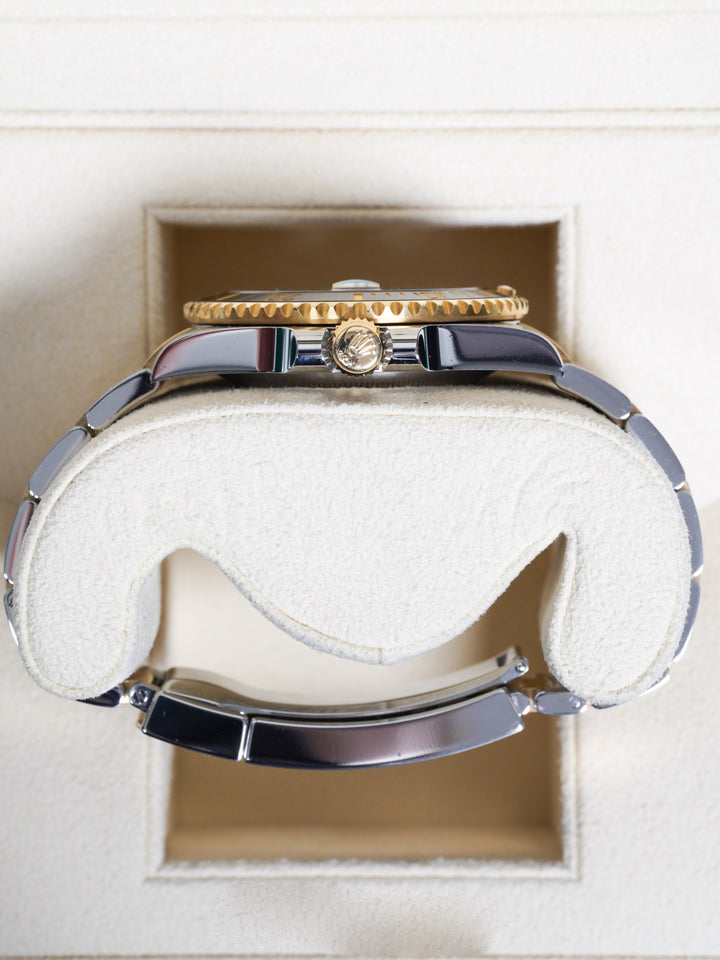 Rolex Submariner 116613LN - 2010