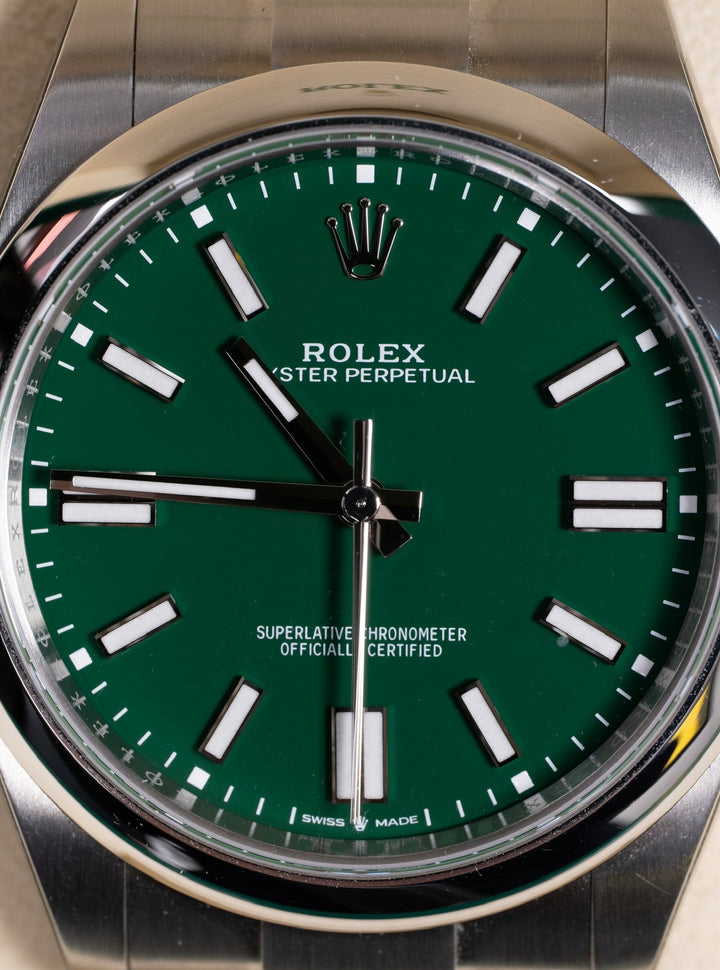 Rolex Oyster Perpetual 124300 - 2025