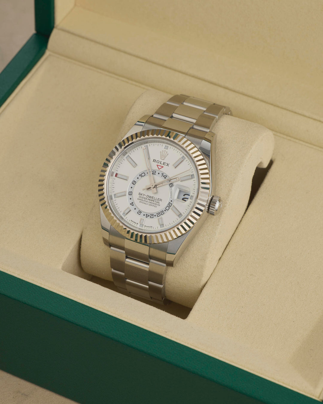 Rolex Sky-Dweller 42 White Stainless Steel 2025 - 336934