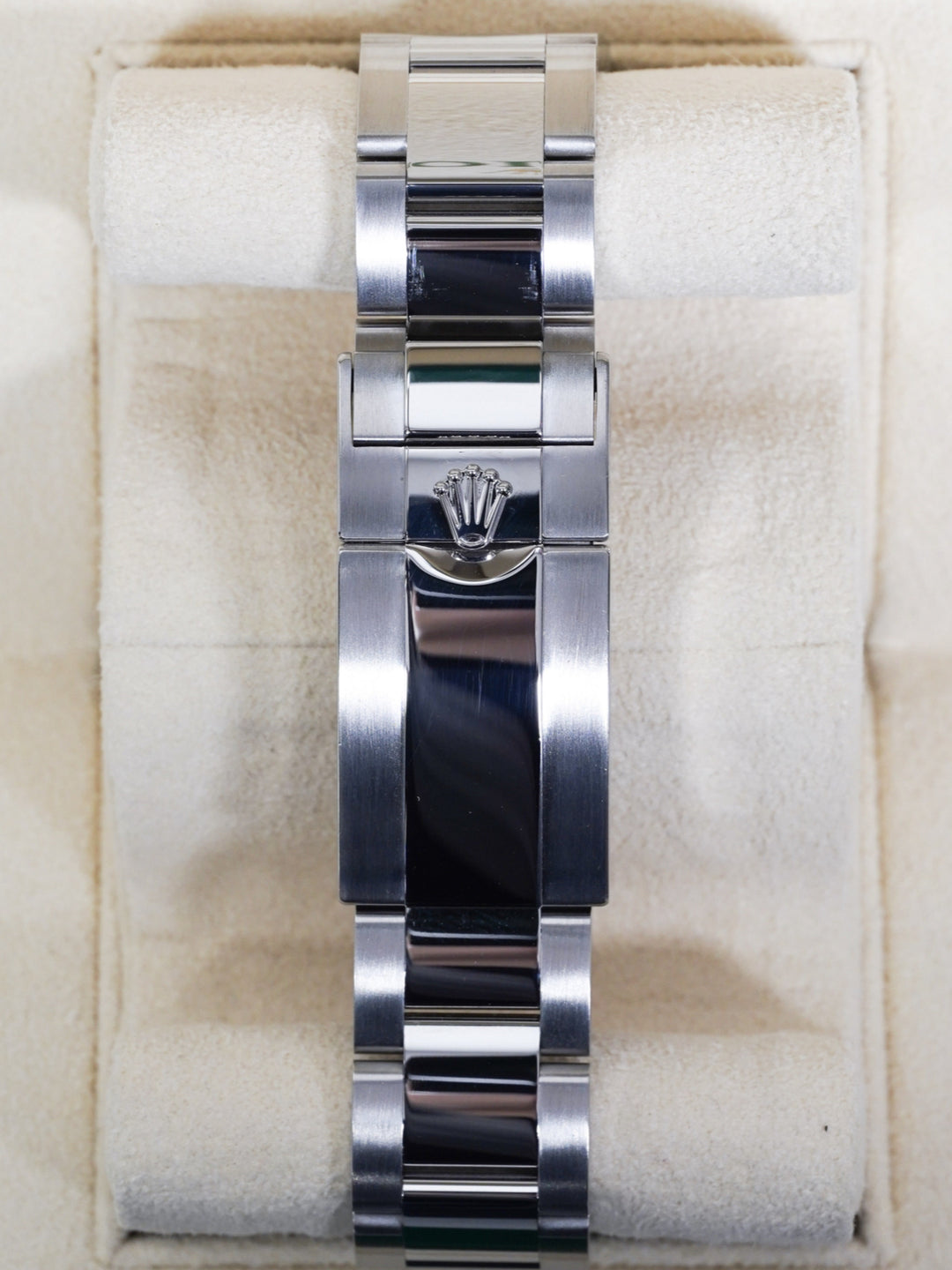 Rolex GMT-Master ll 126710GRNR - 2024
