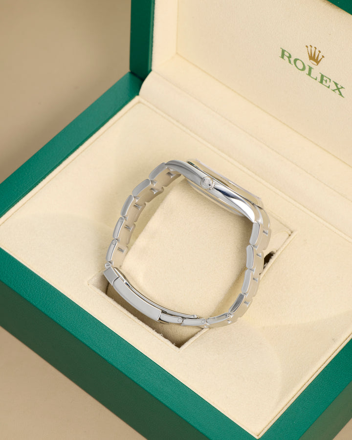 Rolex Oyster Perpetual 124300