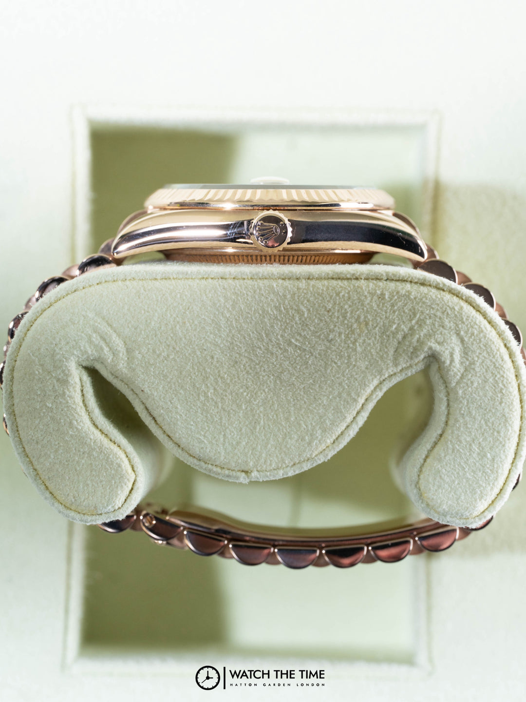 Rolex Day-Date 118235F - 2012