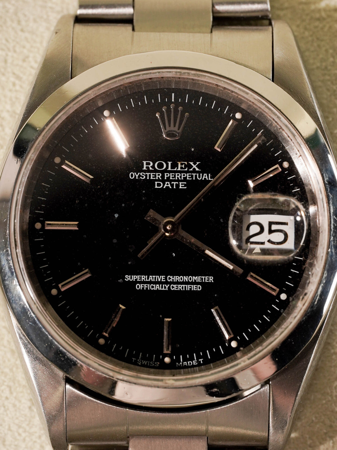 Rolex Oyster Perpetual Date 15200