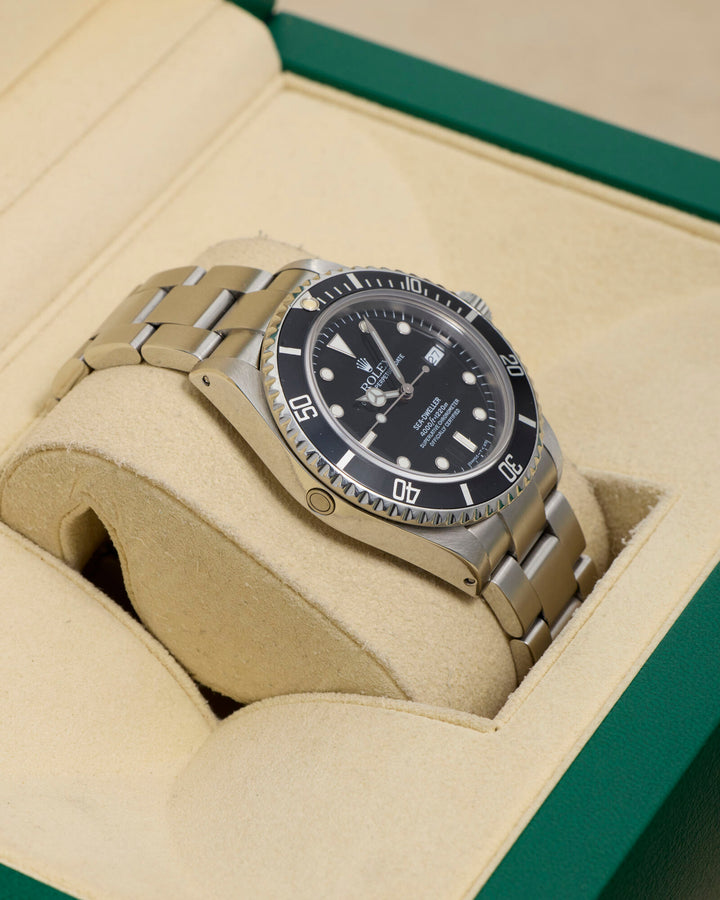 Rolex Sea-Dweller Black Stainless Steel 1992 - 16600