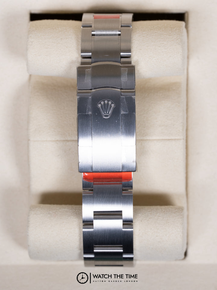 Rolex Oyster Perpetual 124300 - 2025