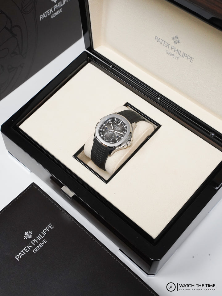 Patek Philippe Aquanaut Travel Time Black Stainless Steel  40.5 mm - 5164A - 2015