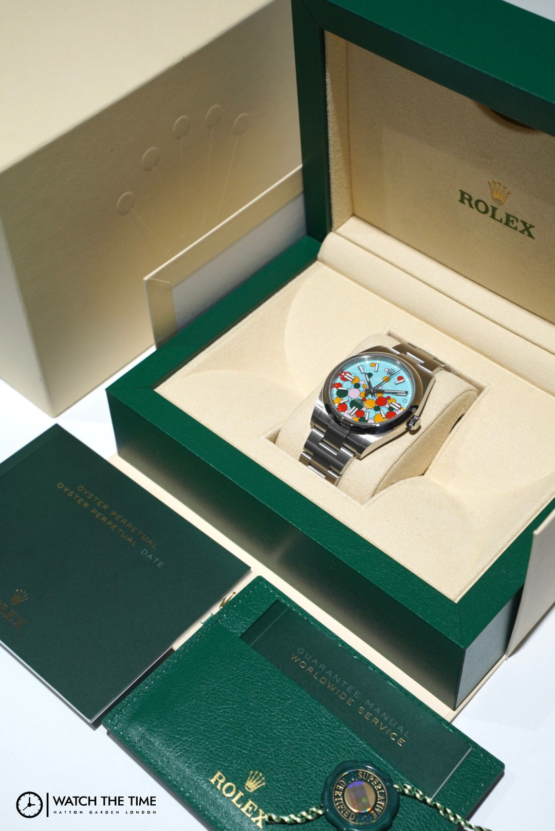 Rolex Oyster Perpetual Celebration Stainless Steel 41 mm - 124300 - 2023