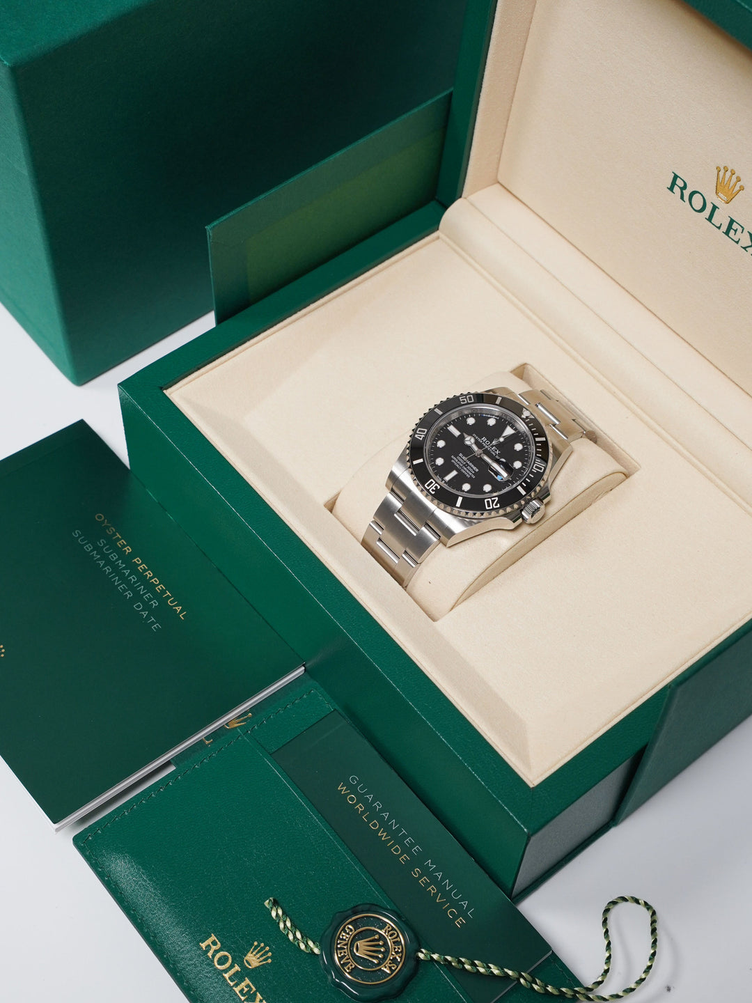 Rolex Submariner 126610LN - 2026