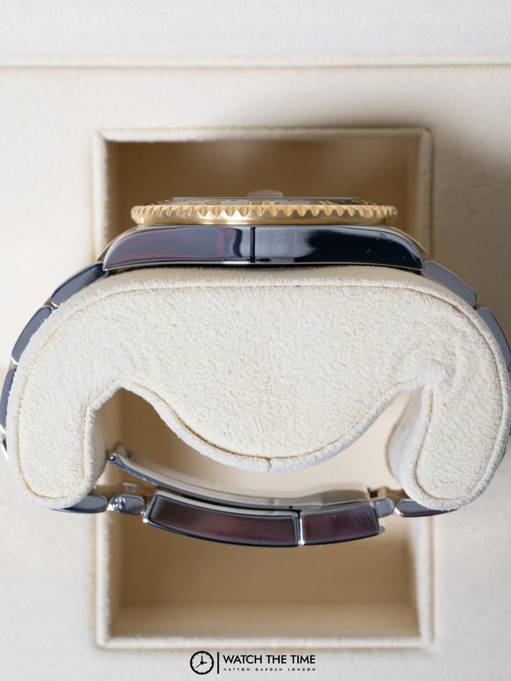 Rolex GMT-Master II 116713LN - 2010