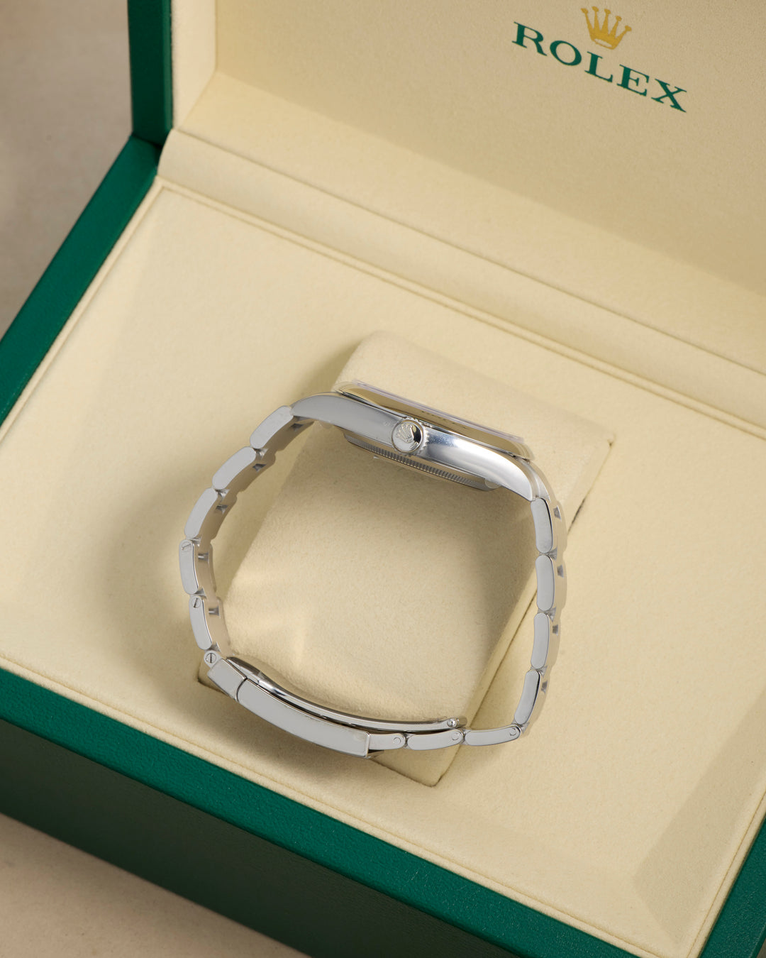 Rolex Oyster Perpetual 41 Beige Stainless Steel 2025 - 134300