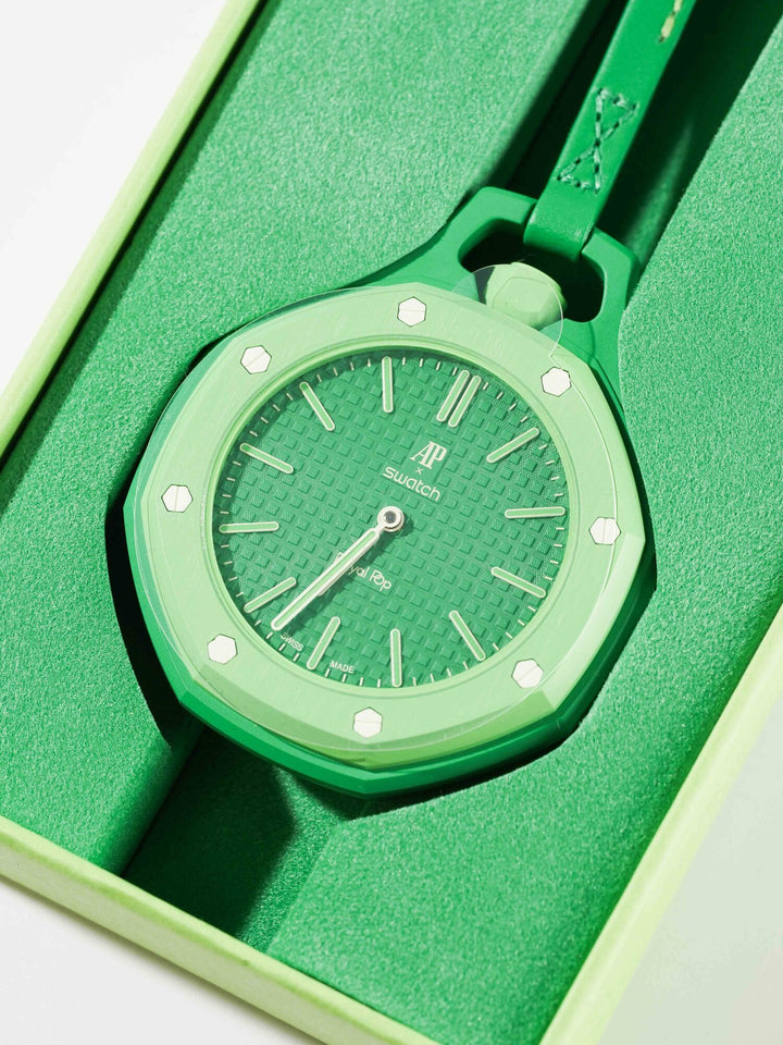 Ap X Swatch Royal Pop SSX036100N