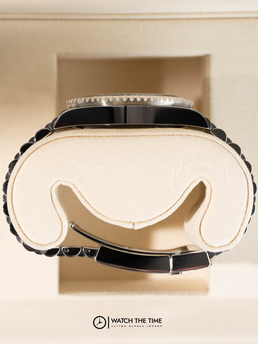 Rolex GMT-Master II 126710GRNR - 2025