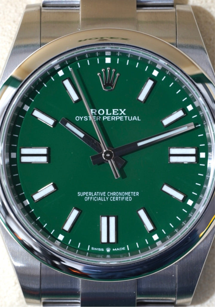 Rolex Oyster Perpetual Green Stainless Steel 41 mm - 124300