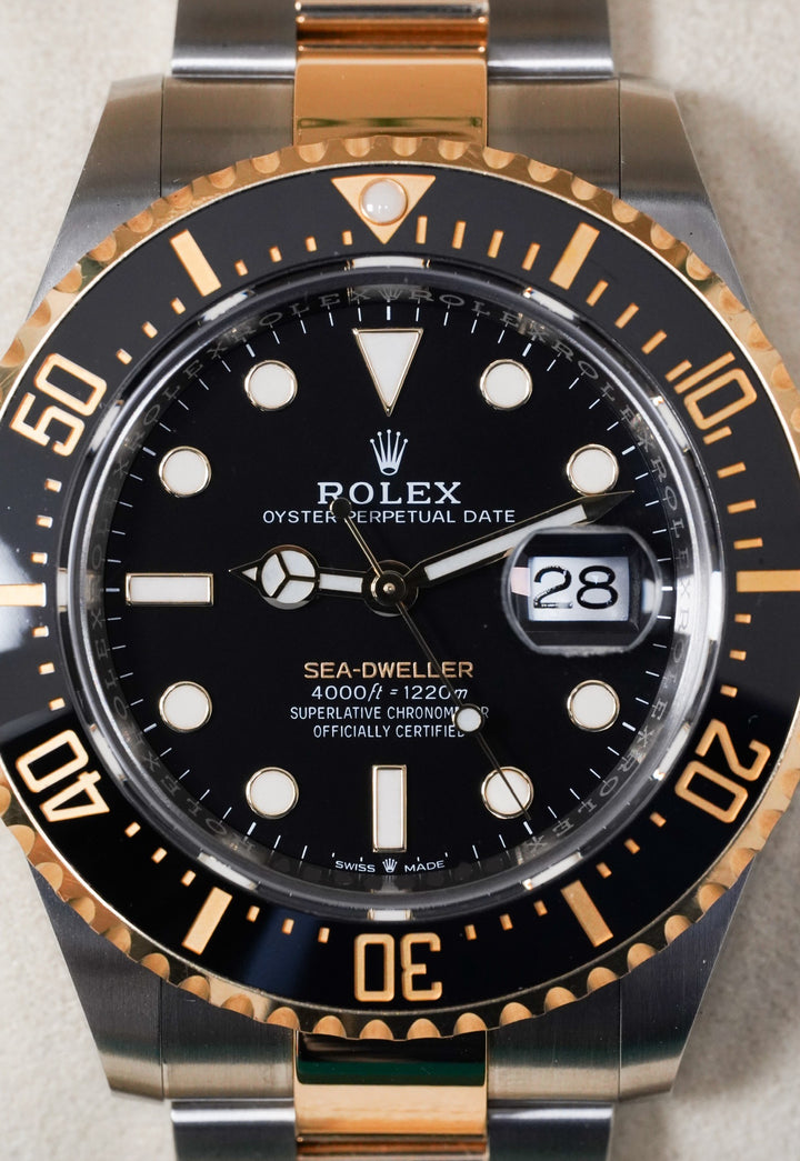 Rolex Sea Dweller Black Stainless Steel Yellow Gold 43 mm - 126603 - 2021