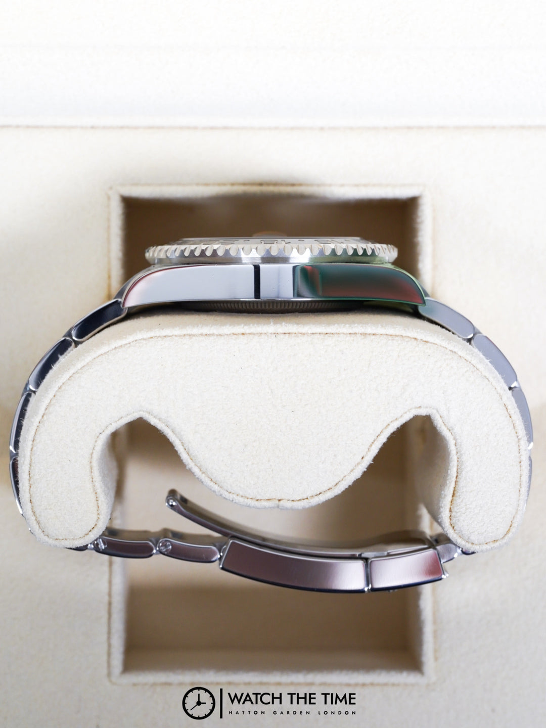 Rolex GMT-Master II 126710GRNR - 2024