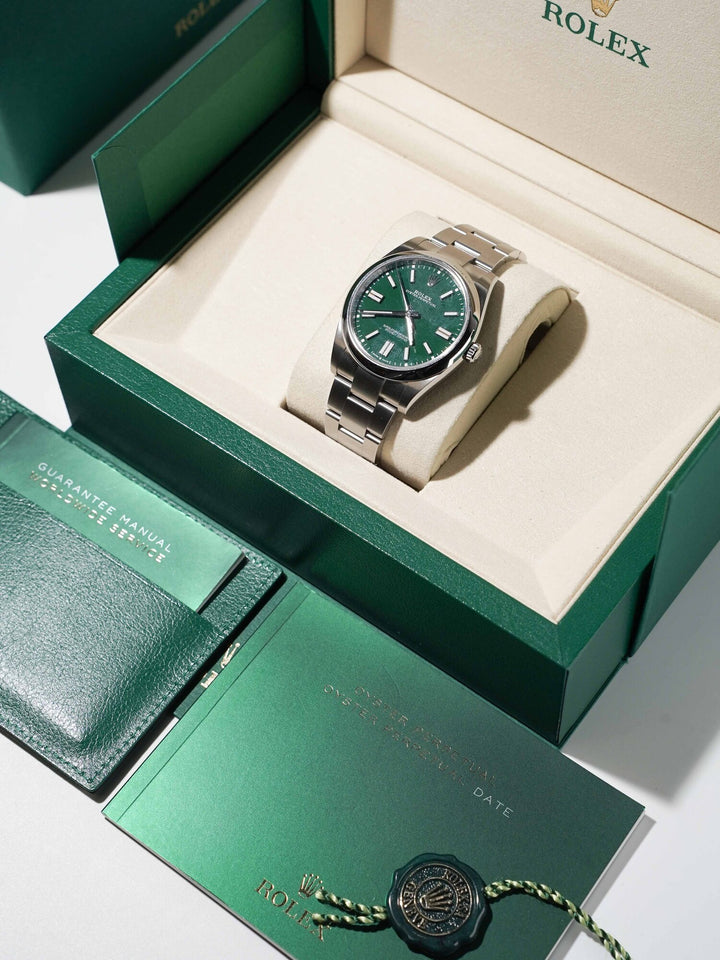 Rolex Oyster Perpetual 124300 - 2025