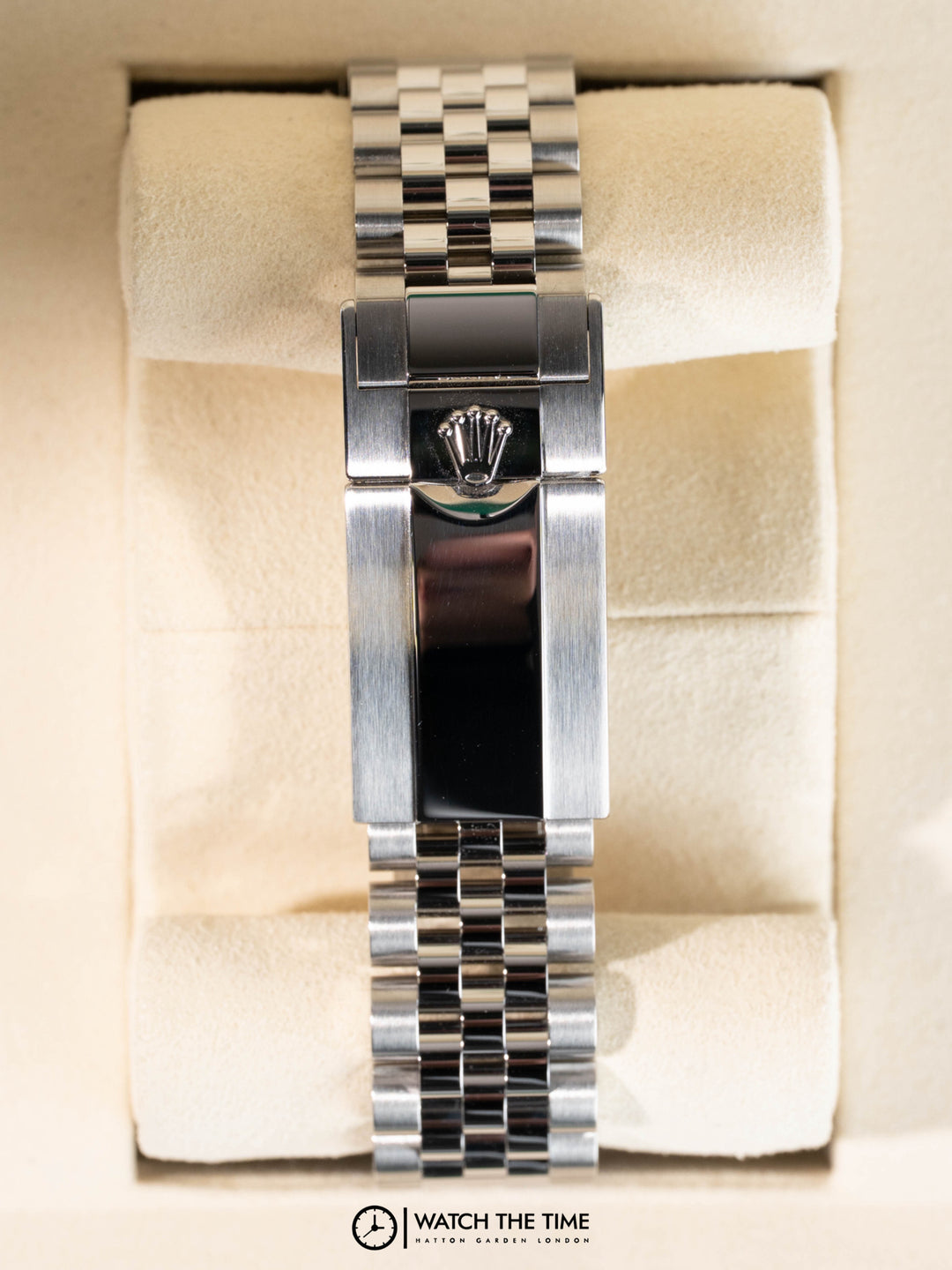 Rolex GMT-Master II 126710GRNR - 2025