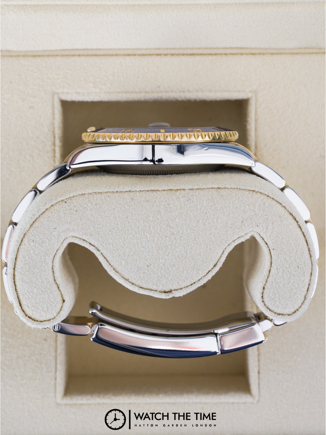 Rolex Submariner Date 116613LB (Blusey) - 2015