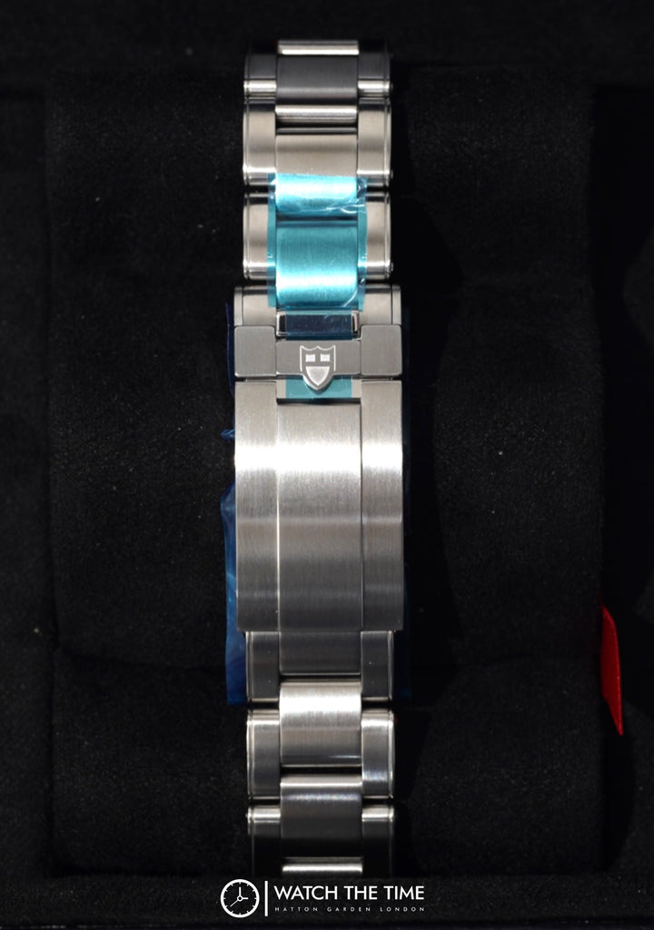 Tudor Black Bay Pro White Stainless Steel 39 mm - 79470