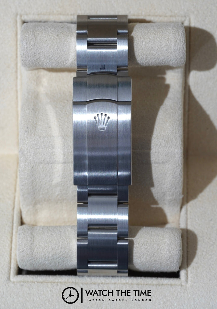 Rolex Oyster Perpetual 41 124300 Green Dial Stainless Steel - 2023