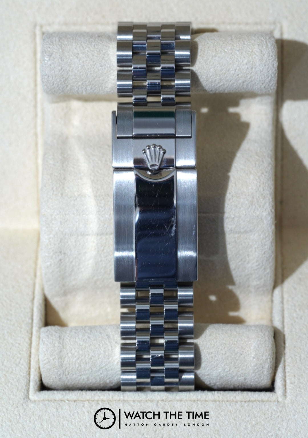 Rolex GMT II "BATGIRL" Stainless Steel 40 mm - 126710BLNR