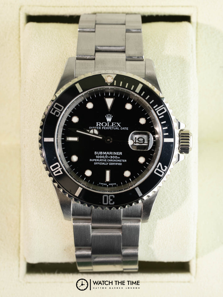Rolex Submariner Date 16610 - 2002