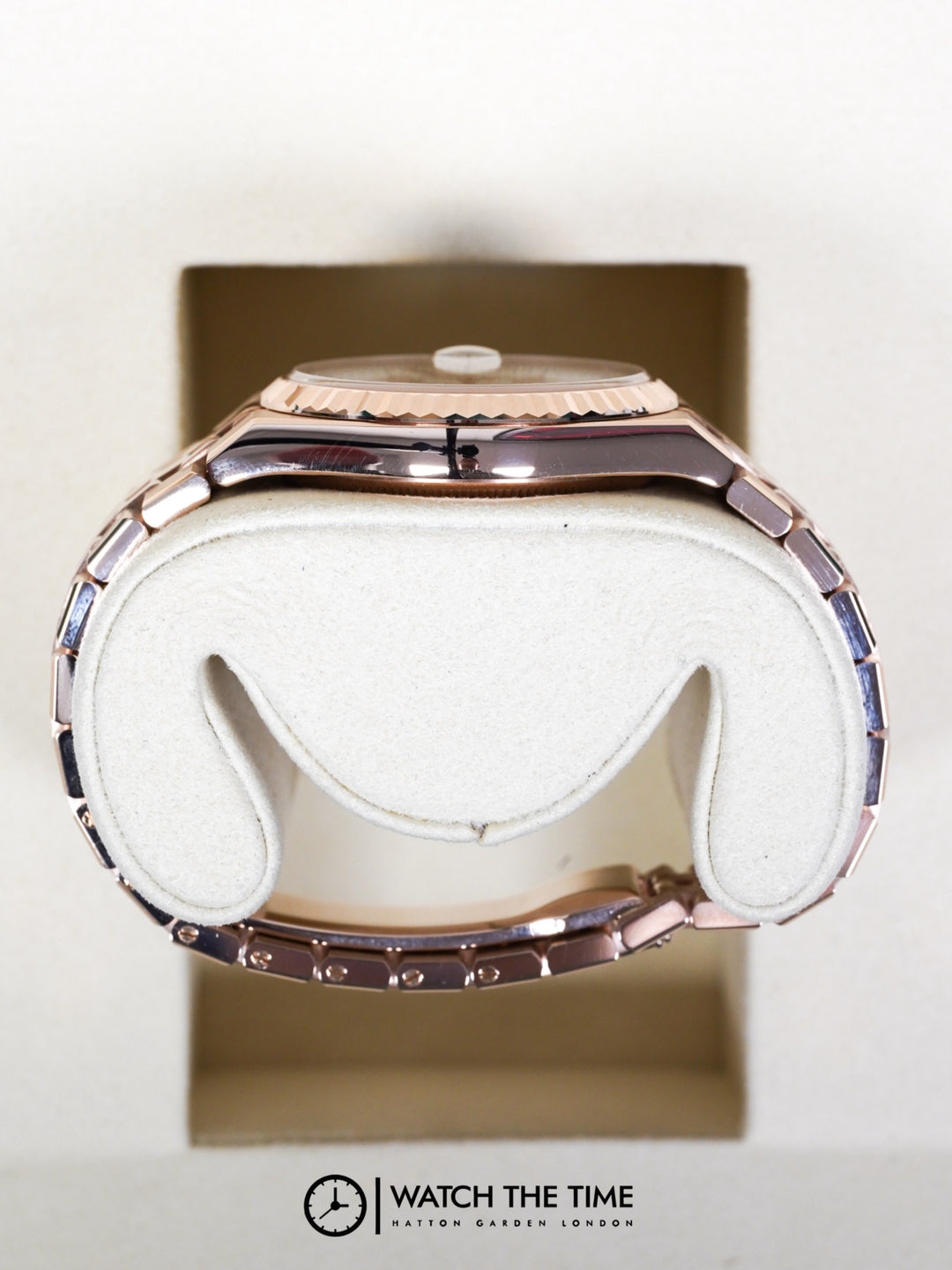 Rolex Land-Dweller 36 127235 White Dial Rose Gold - 2025