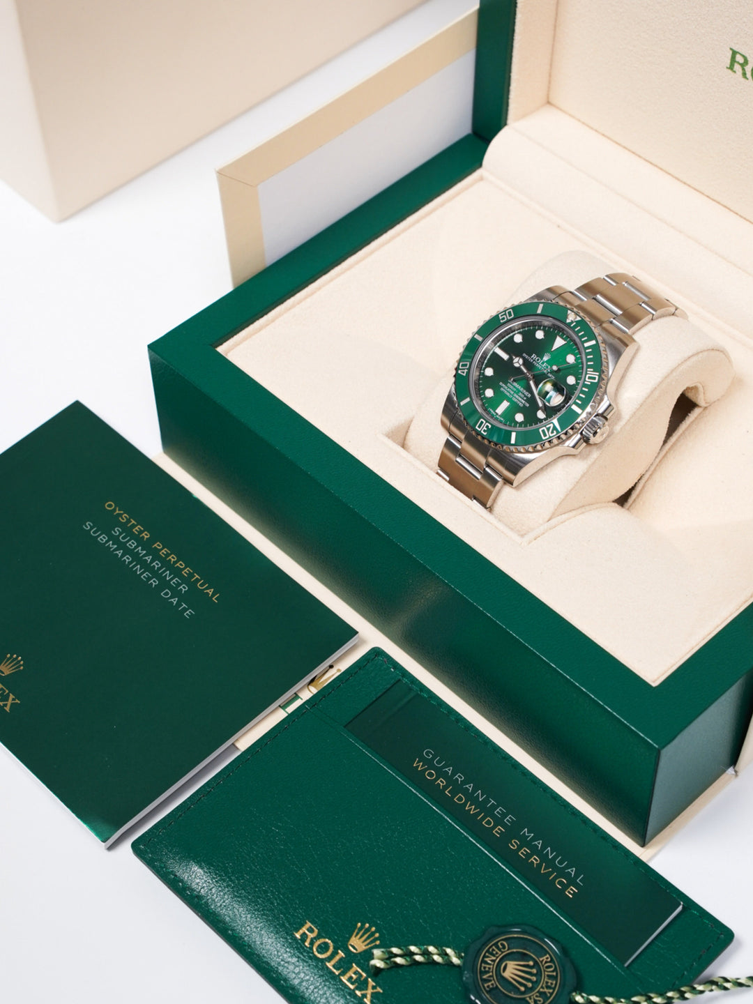 Rolex Submariner 116610LV - 2019