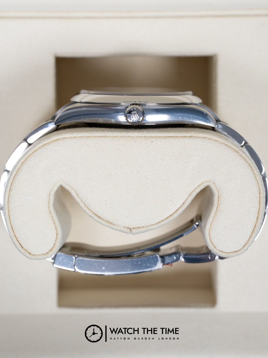 Rolex Oyster Perpetual 124300 - 2025