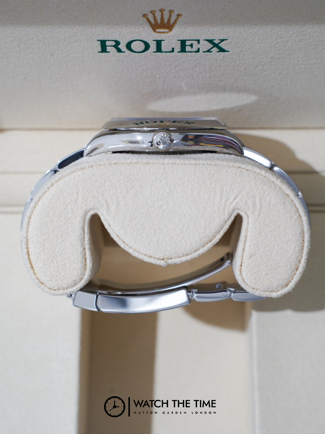 Rolex Oyster Perpetual 36 126000 Pistachio Dial Stainless Steel - 2025