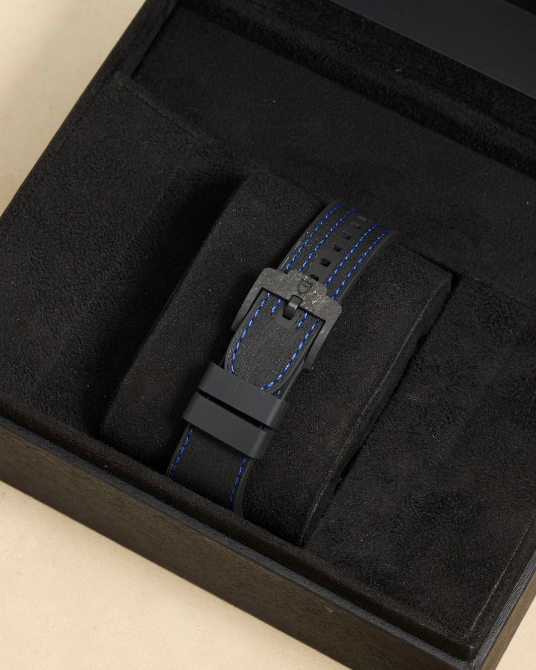 Tudor Black Bay Carbon 79377KN