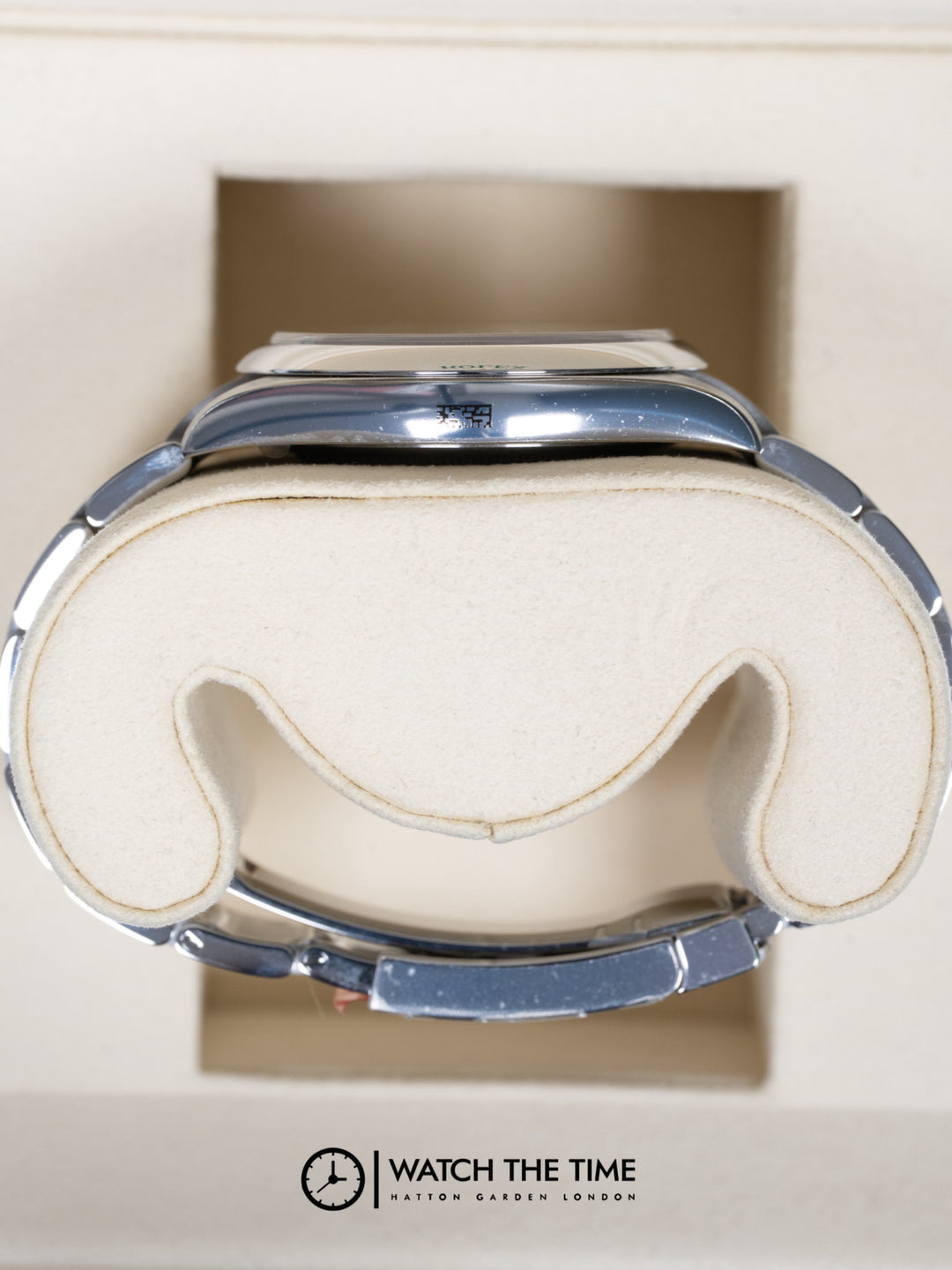 Rolex Oyster Perpetual 124300 - 2025