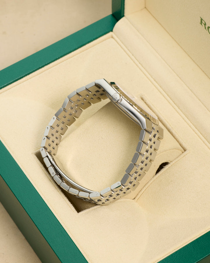 Rolex Land-Dweller 127334