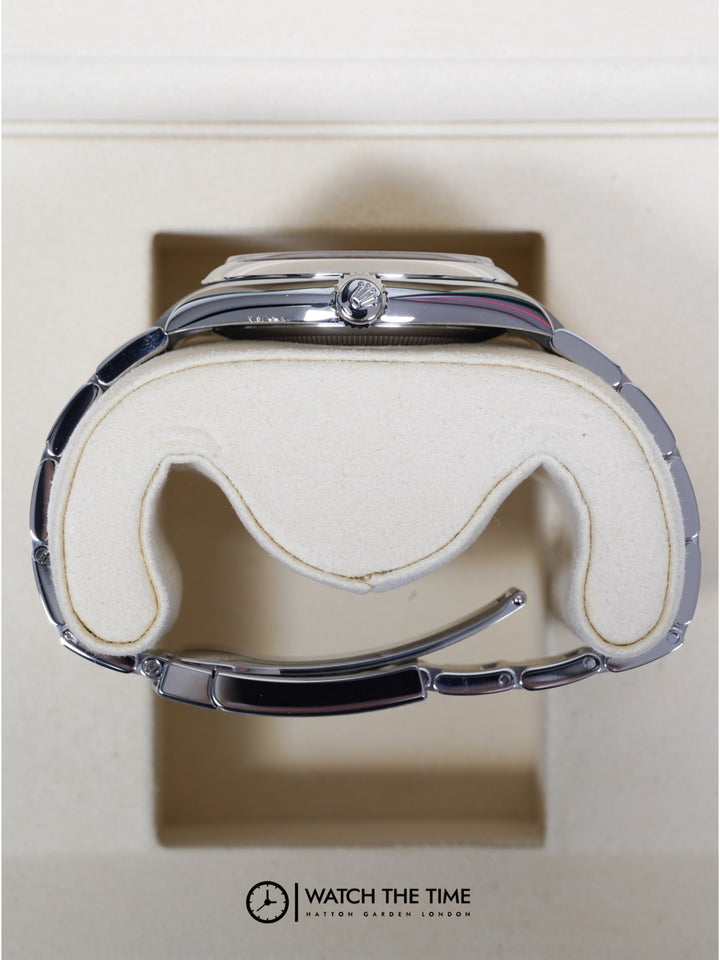 Rolex Oyster Perpetual 134300 - 2025