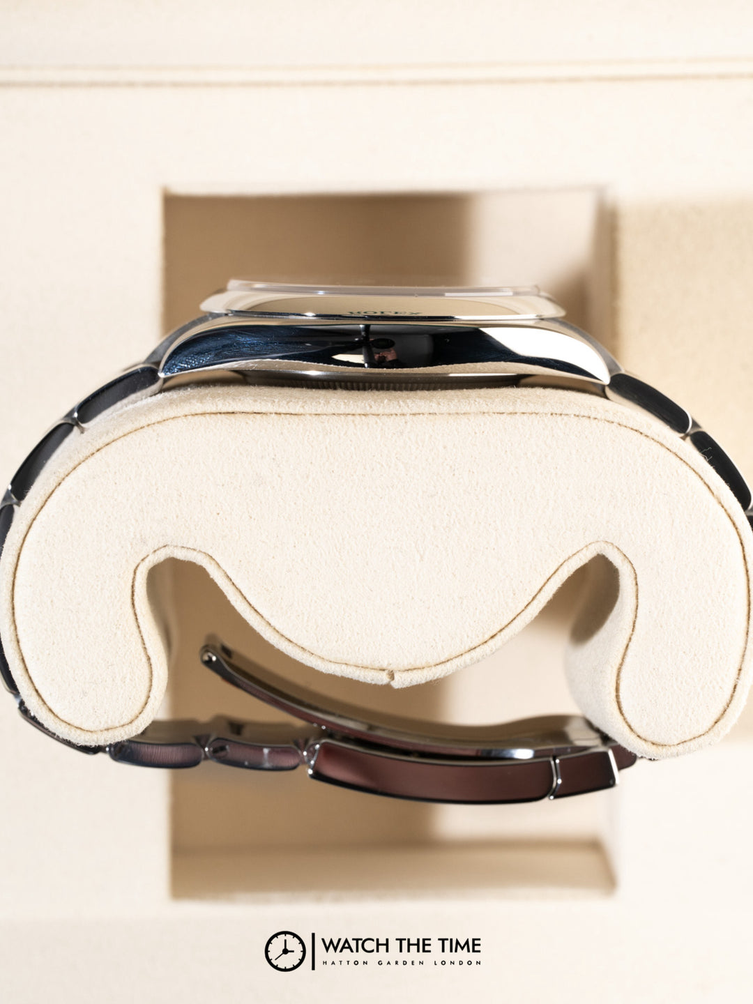 Rolex Oyster Perpetual 134300 - 2026