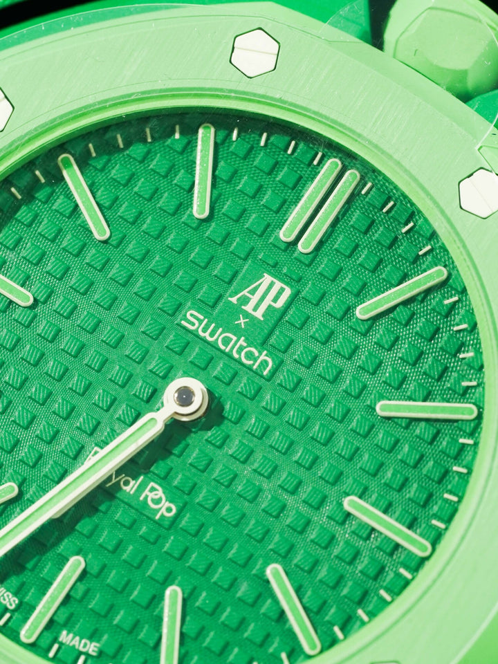 Ap X Swatch Royal Pop SSX036100N
