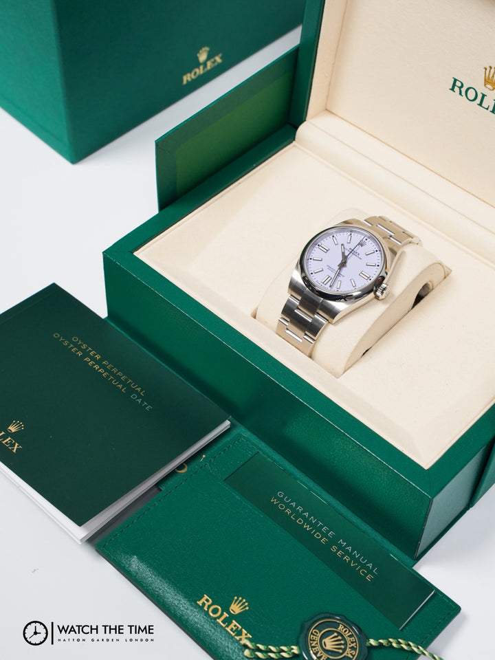 Rolex Oyster Perpetual 134300 - 2025