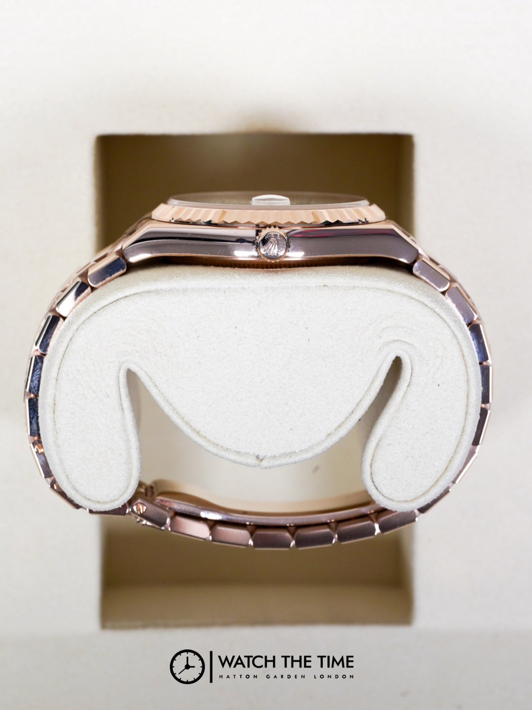 Rolex Land-Dweller 36 127235 White Dial Rose Gold - 2025