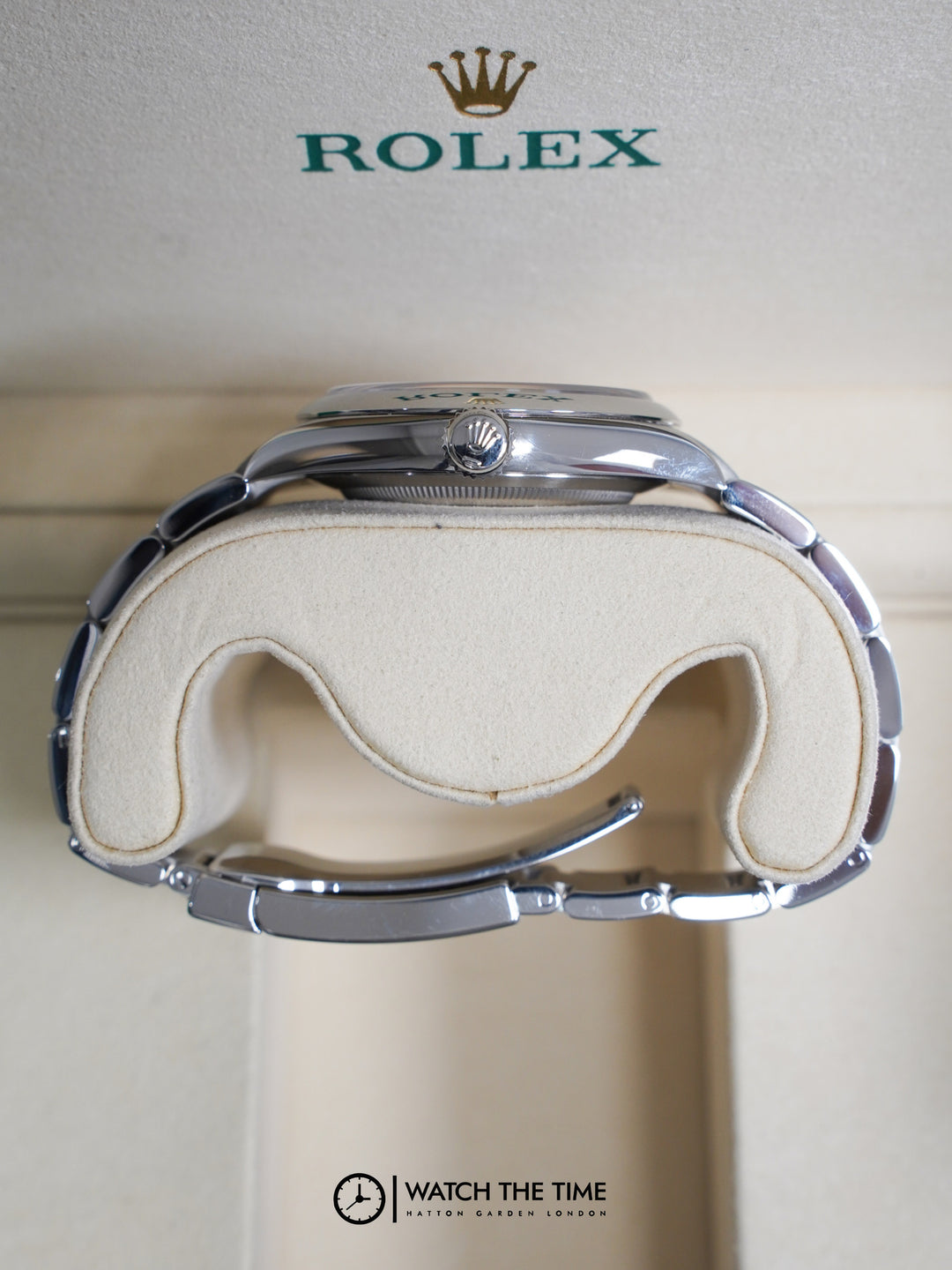 Rolex Oyster Perpetral 41 124300 Red Stainless Steel - 2021
