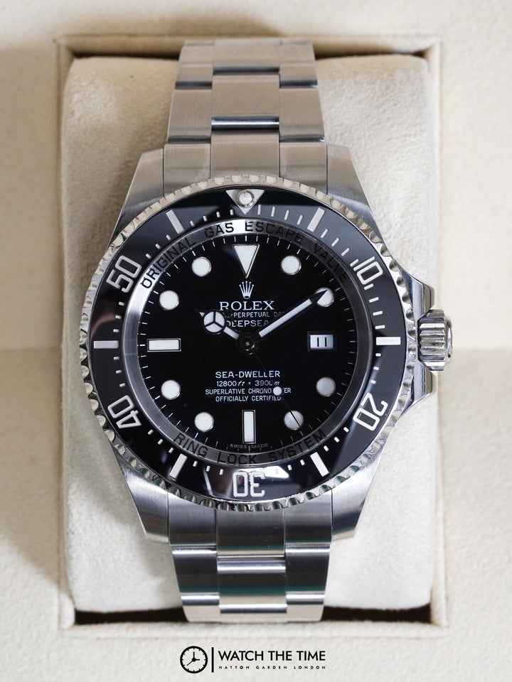 Rolex Sea-Dweller 116660 Black Stainless Steel - 2011