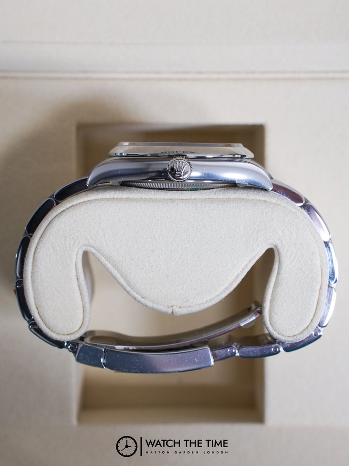 Rolex Oyster Perpetual 126000