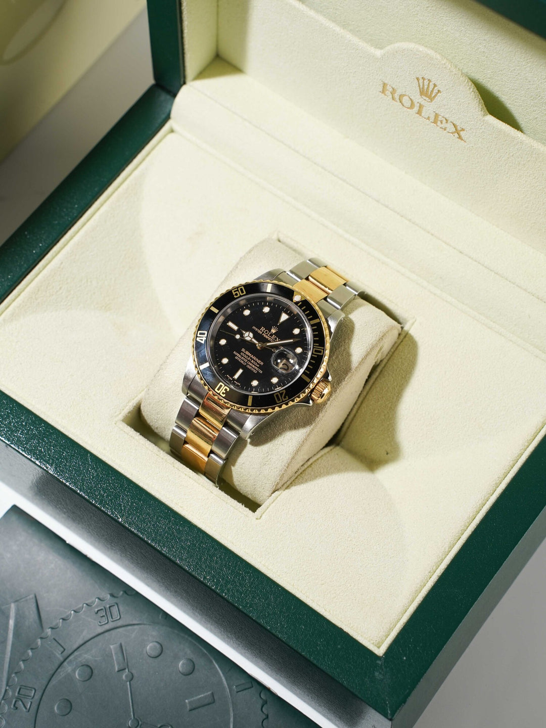 Rolex Submariner 16613LN