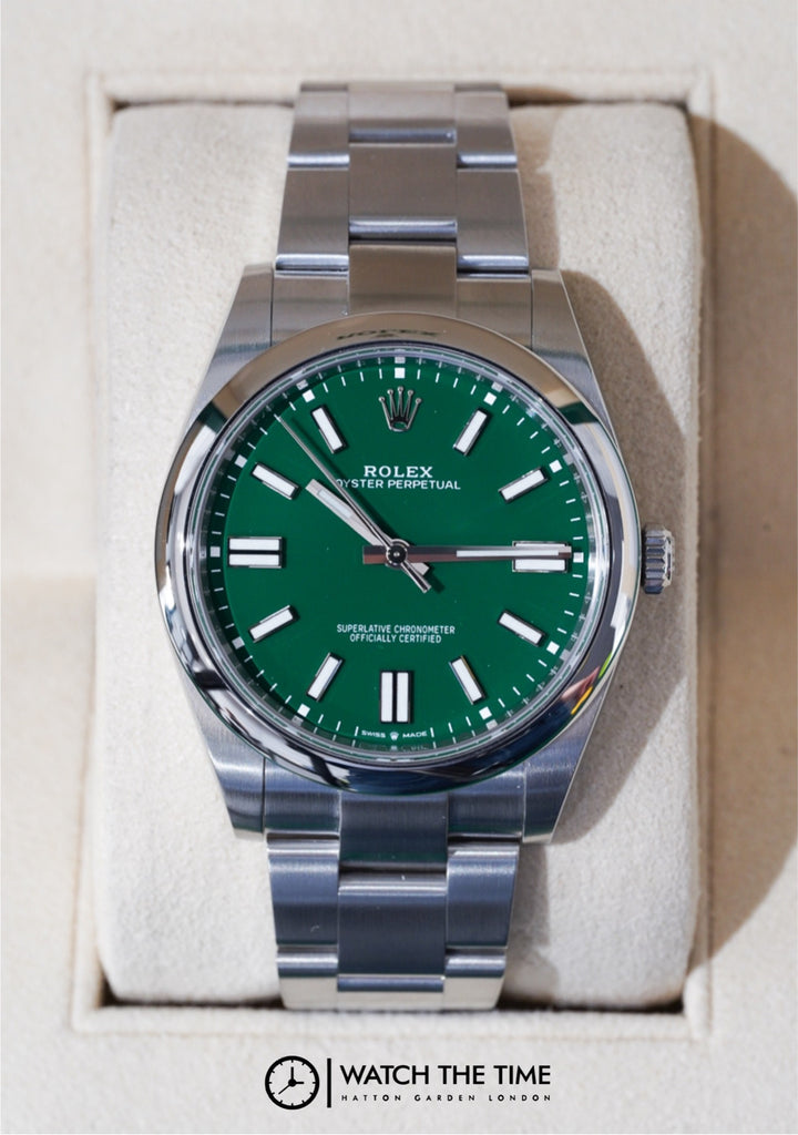 Rolex Oyster Perpetual Green Stainless Steel 41 mm - 124300