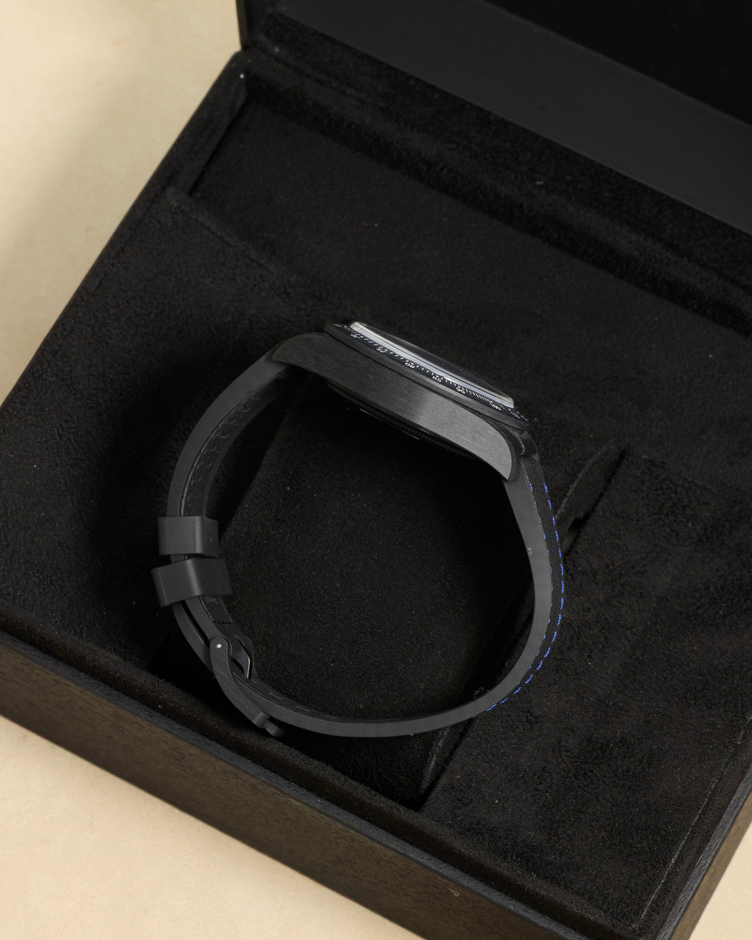 Tudor Black Bay Carbon 79377KN