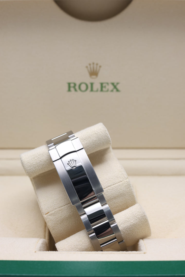 Rolex Datejust Green Motif Stainless Steel 41mm - 126334