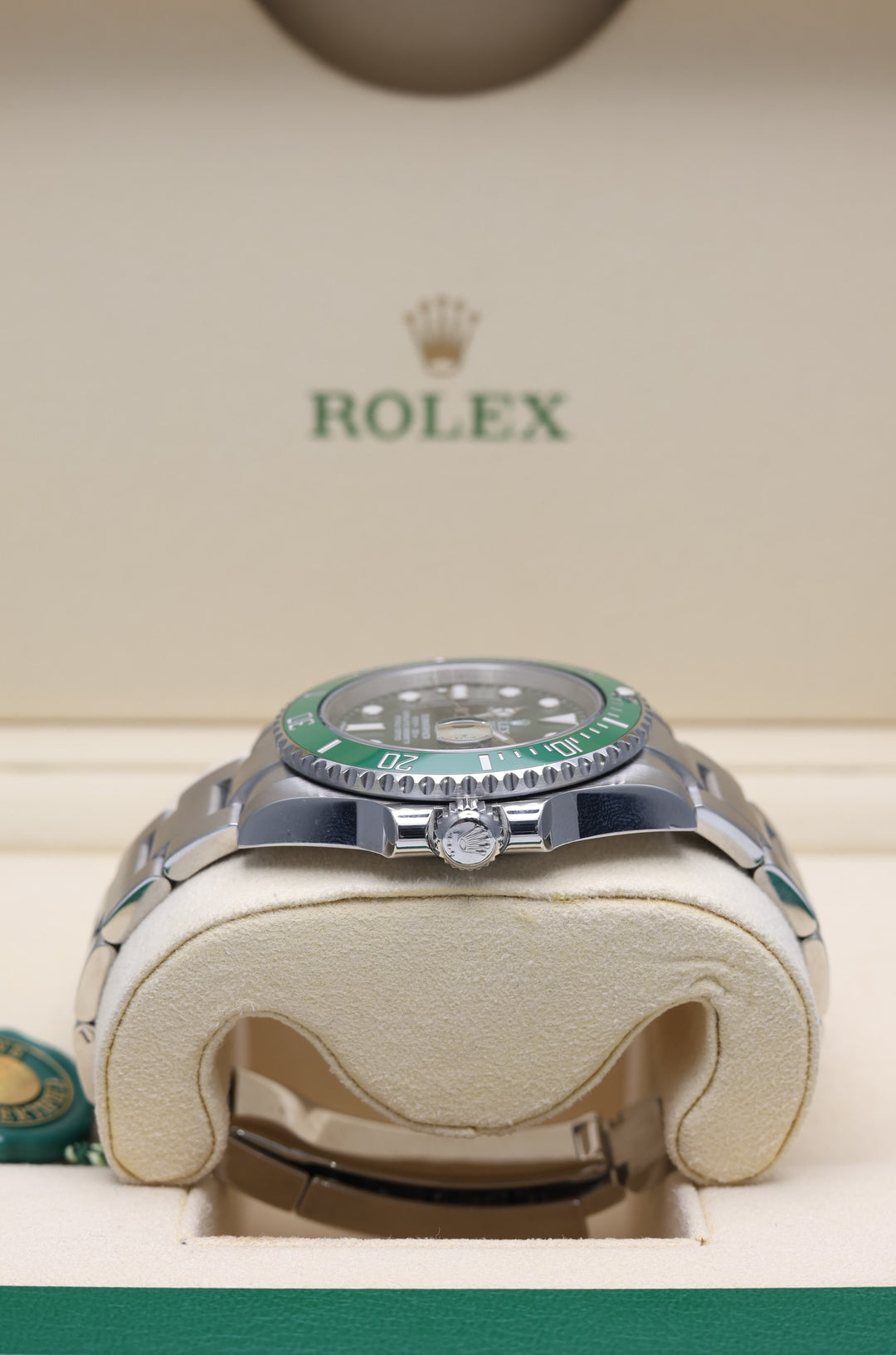 Rolex Submariner "Hulk" Stainless Steel 40mm - 116610LV