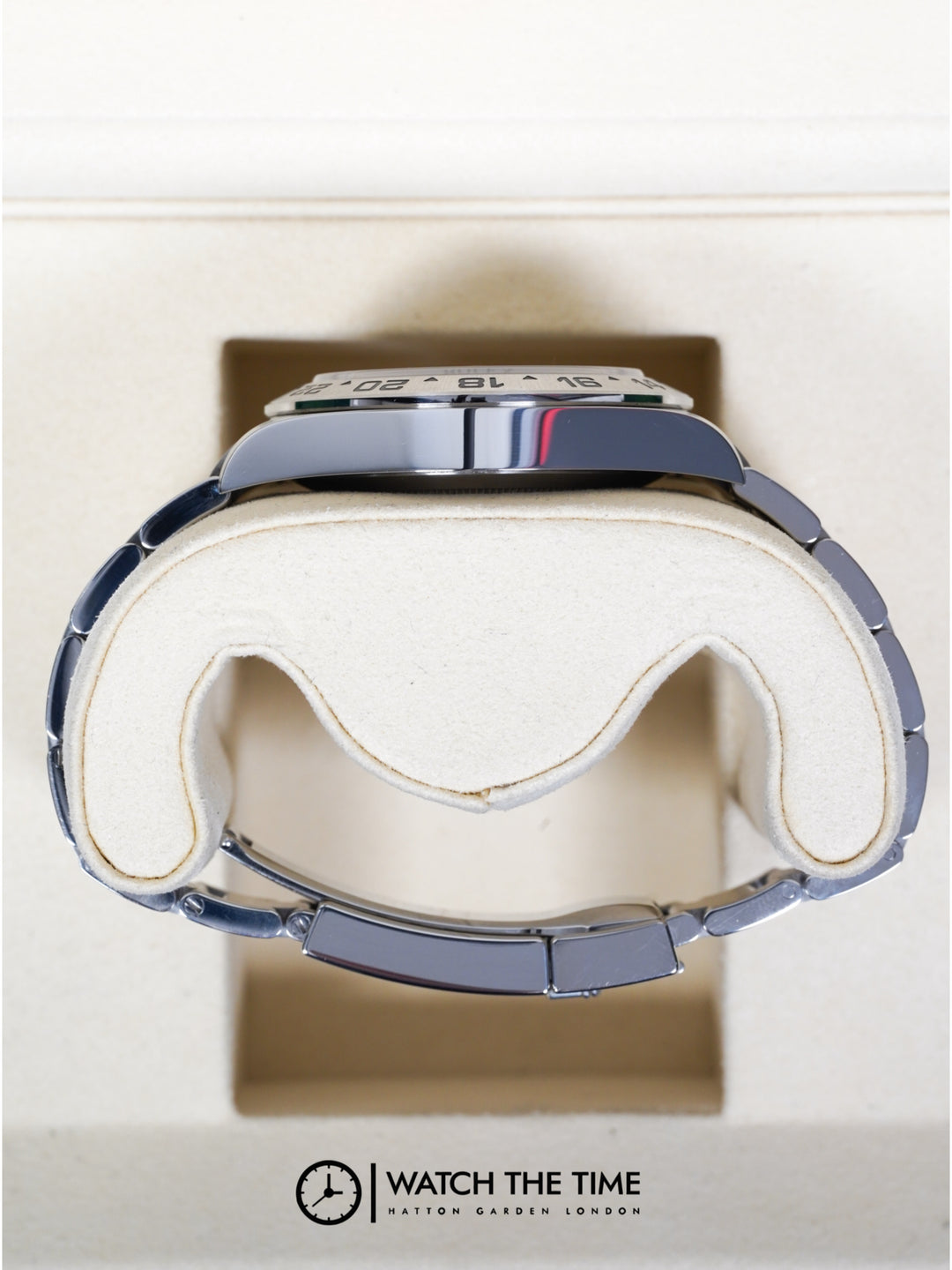 Rolex Explorer 2 226570 White Stainless Steel 42 - 2025